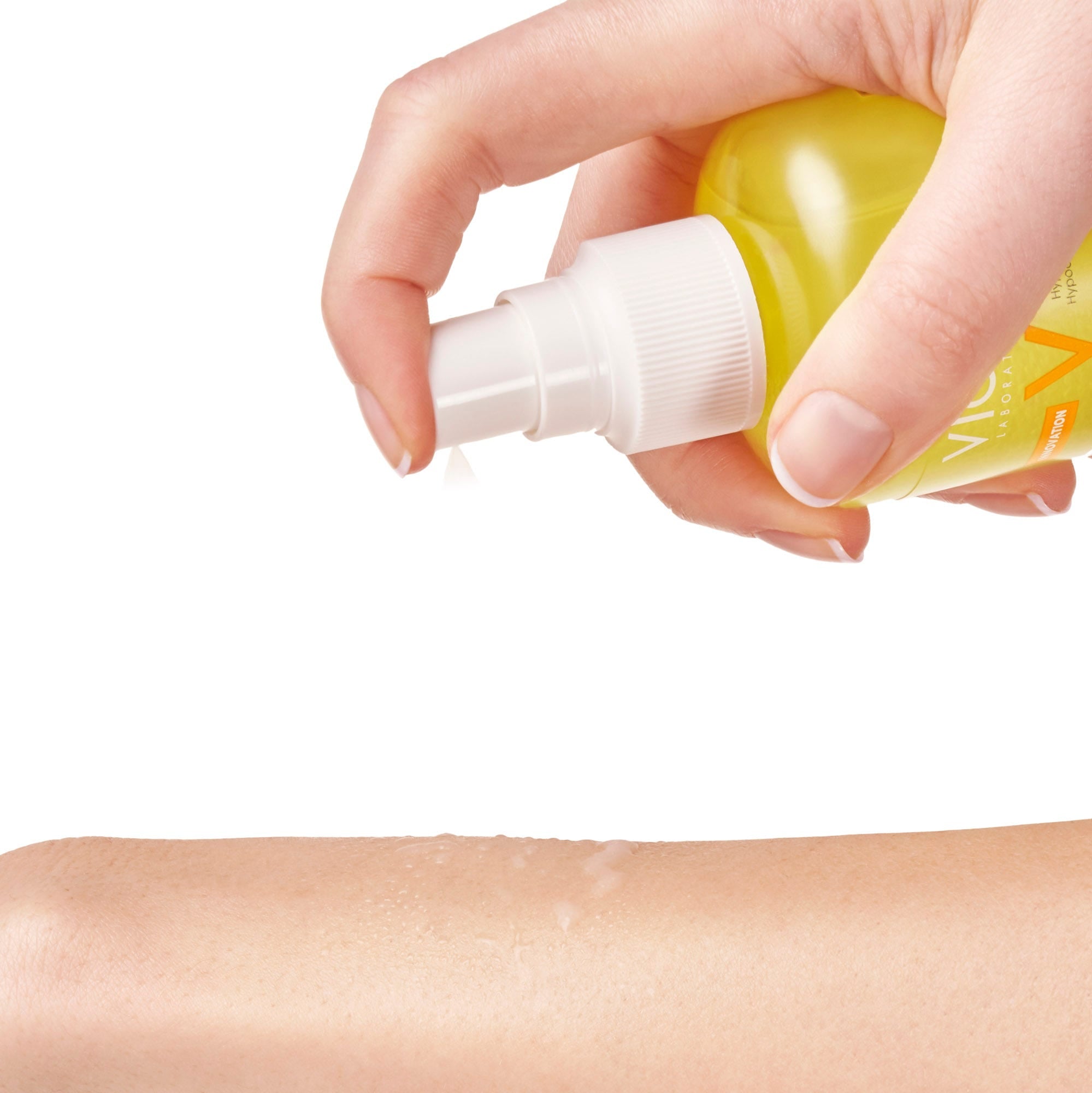 Vichy Capital Soleil Acqua Solare Spray Corpo Azione Protettiva/Idratante SPF50+ 200ml  - 7