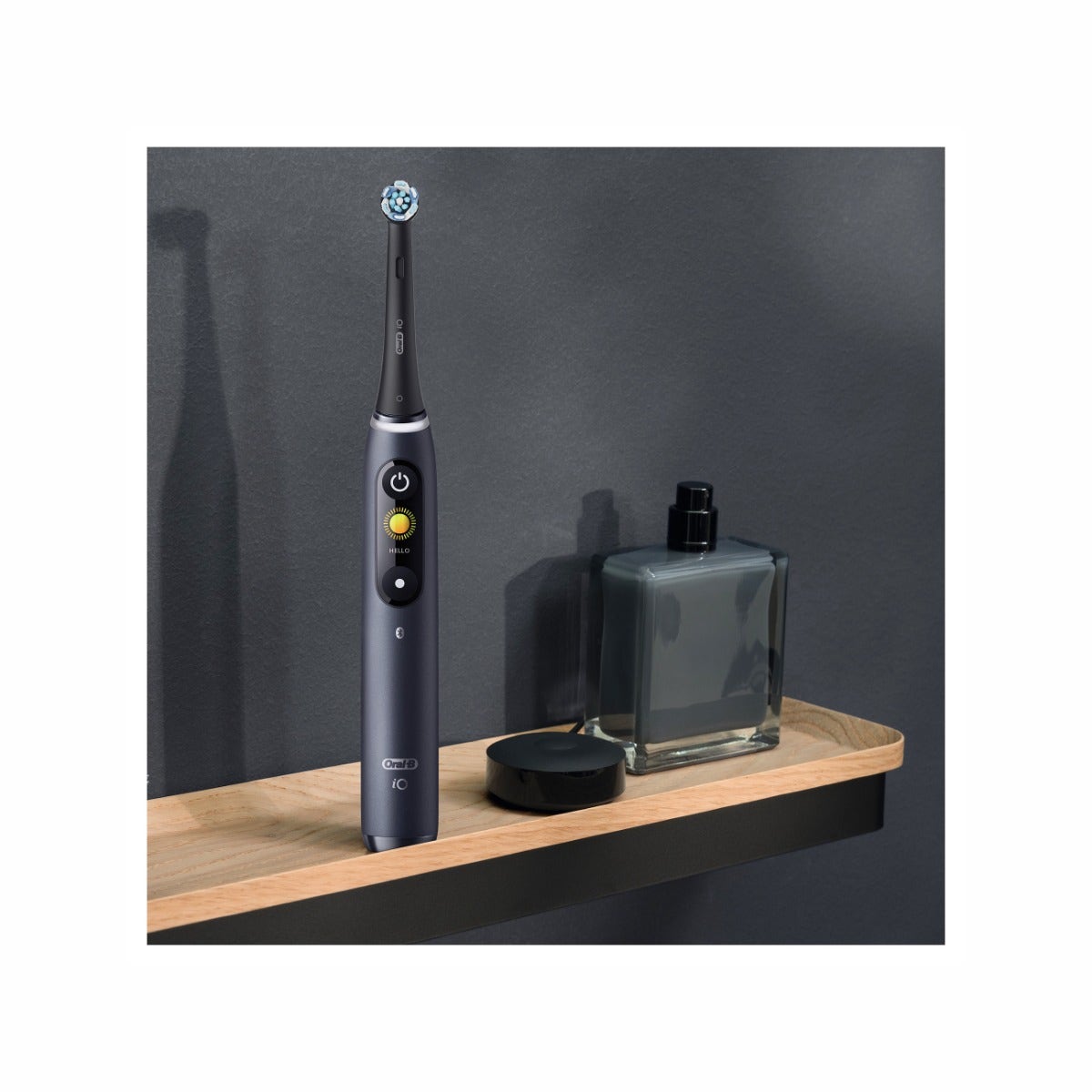 Oral-B Spazzolino Elettrico Ricaricabile iO 8S Nero, 2 Testine, 1 Custodia Da Viaggio, 1 Spazzolino-7