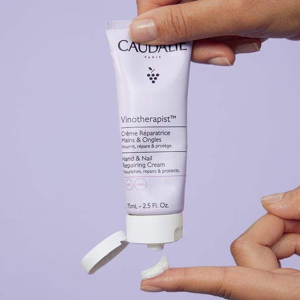 Caudalie Vinotherapist Crema Riparatrice Mani & Unghie 75ml-5