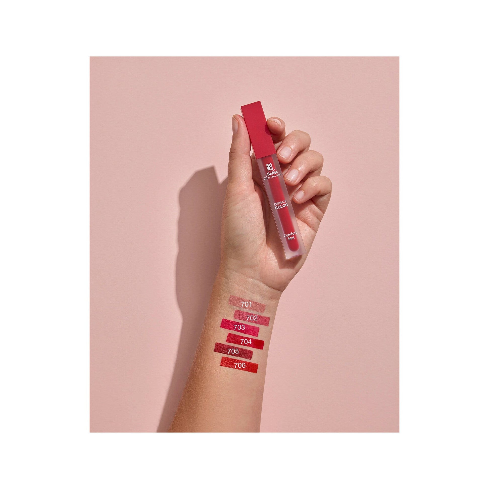 Bionike Defence Color Comfort Mat Rossetto Liquido 4,5ml N.701 Nude Parfait-2